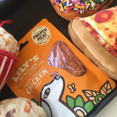 COFFRET "PLAY - EAT - YUMMY" <br> pour chiens moyens